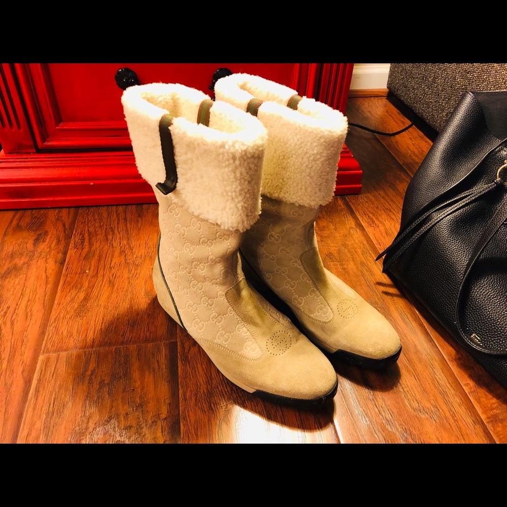 Gucci Women’s GG Pattern Suede Shearling Boots 39